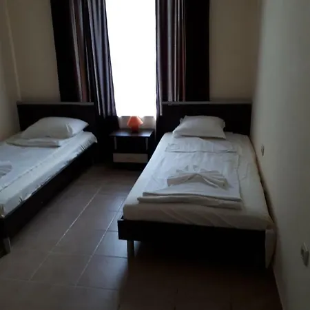 Great Location סאני ביץ'